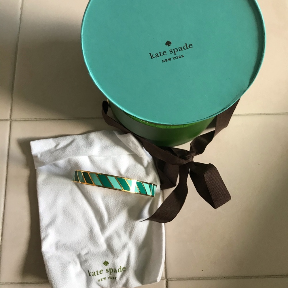 kate spade toe the line bangle bracelet
